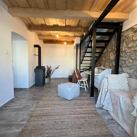Apartamento Kispatak Kőház